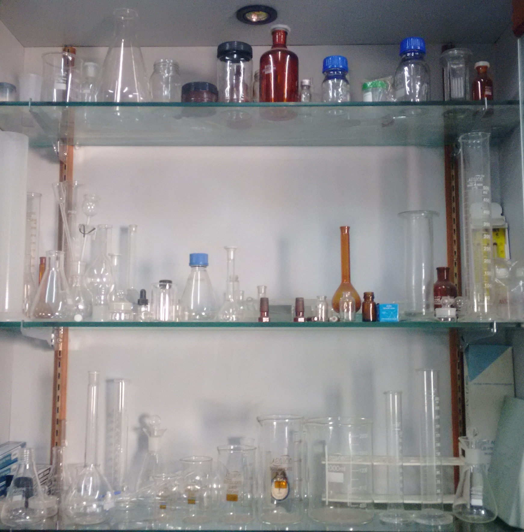 Laboratory Glassware Aesico