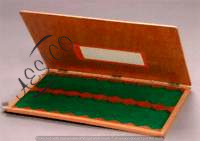 B050.11	 MICROSCOPE SLIDE FOLDER