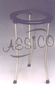 C008.116	 STAND TRIPOD, CIRCULAR