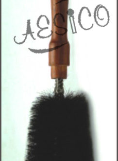 C008.19	 BRUSHES BEAKER